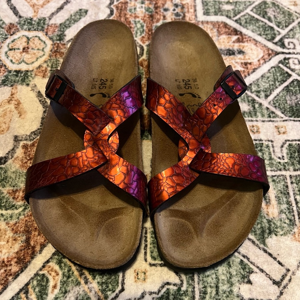 540 Birki’s metallic Strappy Sandals women’s 7 narrow